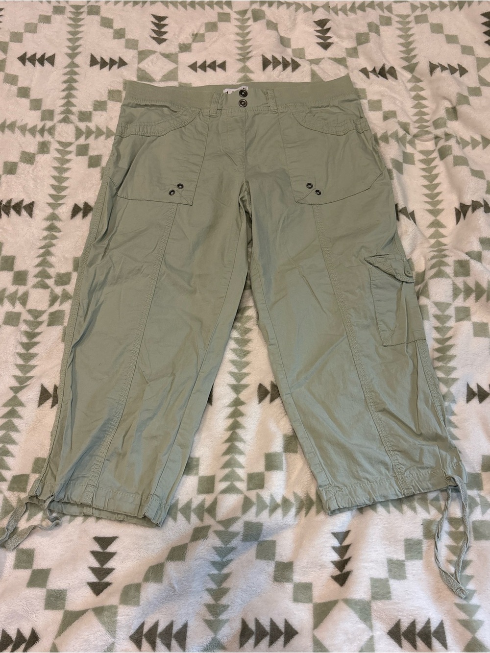 Dash Olive Green Cargo Capris Shorts